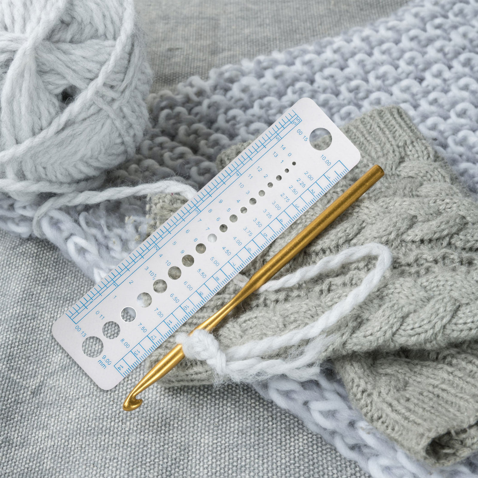 4Pcs Knitting Needle Gauge Too - Sewing Gauge Ruler review and price